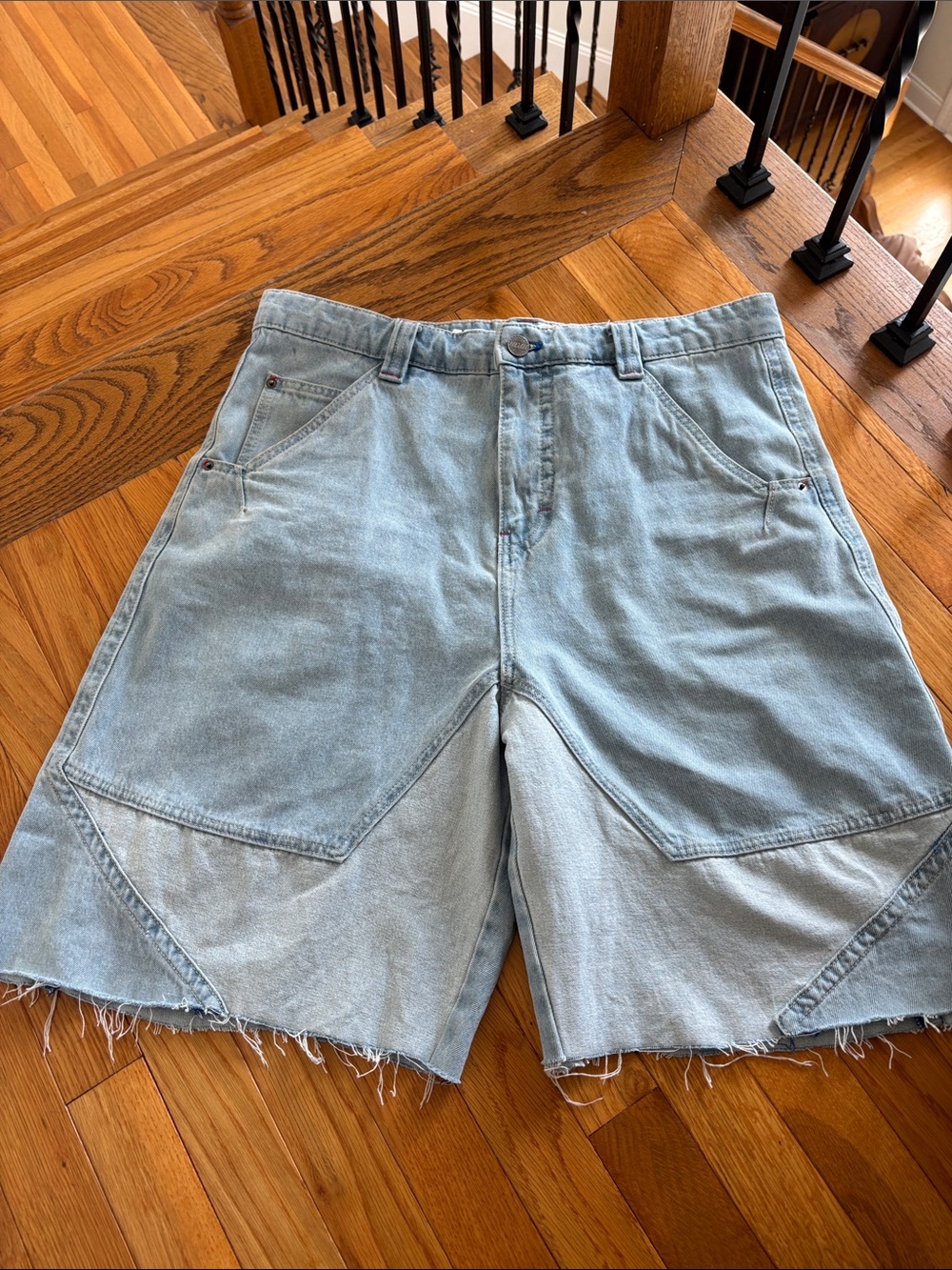 Alab Light Wash Denim Men's Jean Shorts - from Zumies